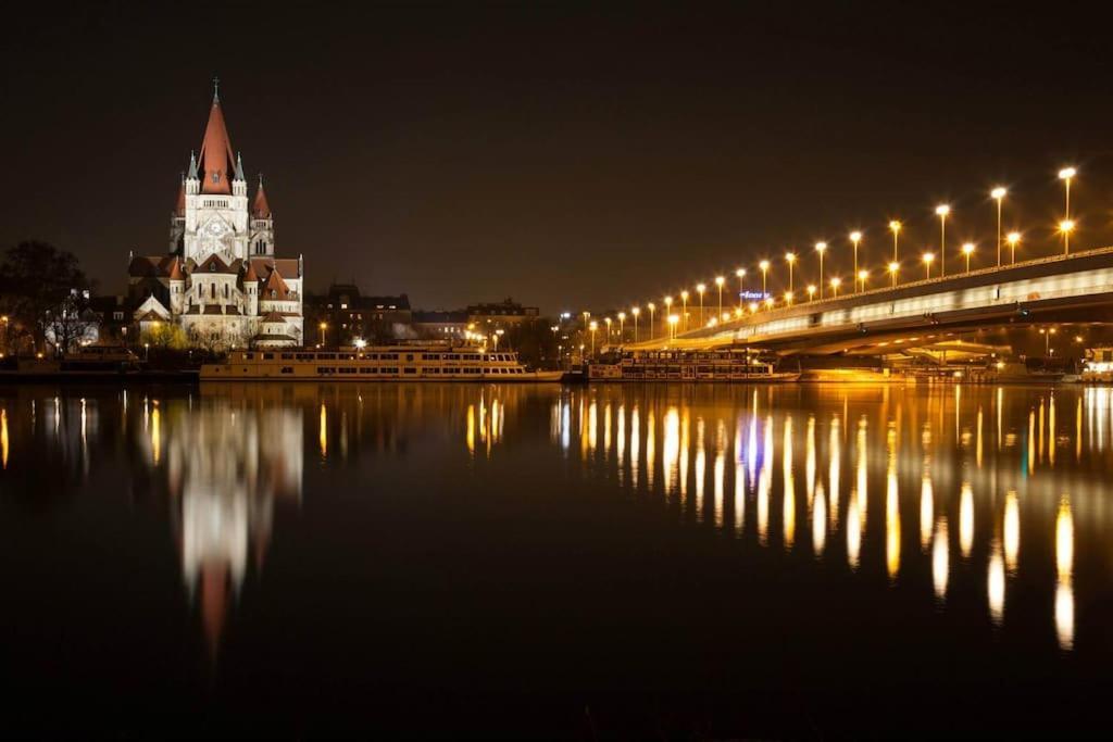 Schoenes Living Am Donauufer Wien Eksteriør bilde